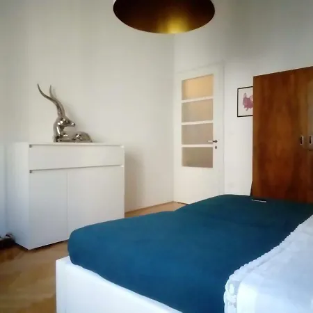 Lägenhet Luxury Old Town Pula